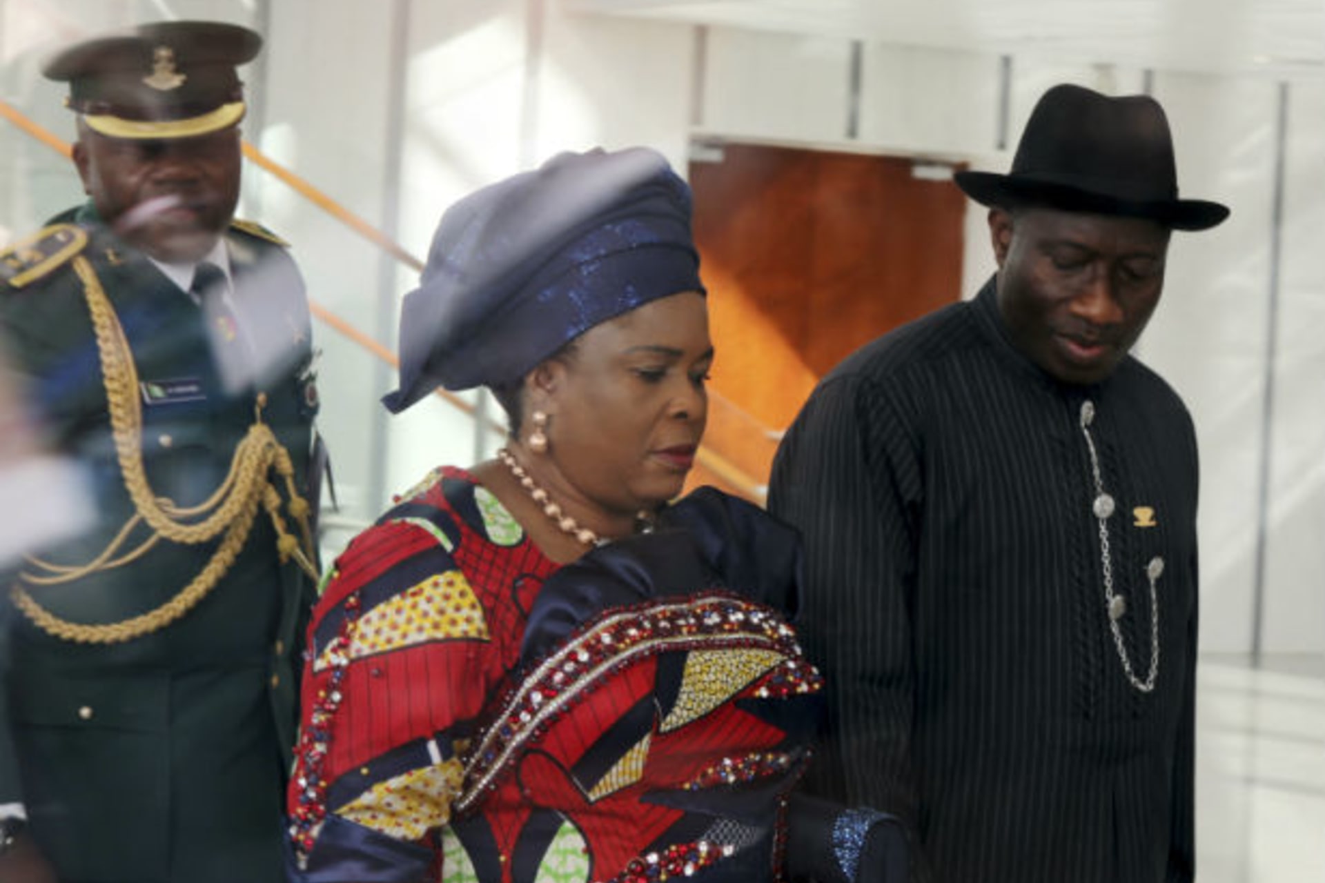 Nigerian President Goodluck Jonathan (R) and his wife Patience attend the inauguration of the new African Union (AU) building in Ethiopia's capital Addis Ababa, January 28, 2012.