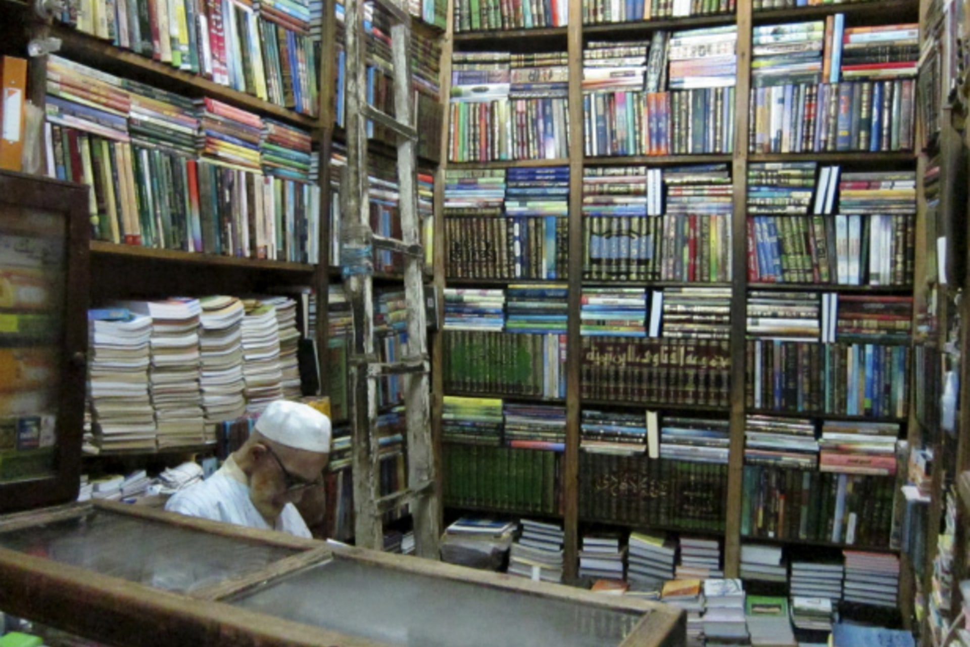 weekend reading 07062012 cropped