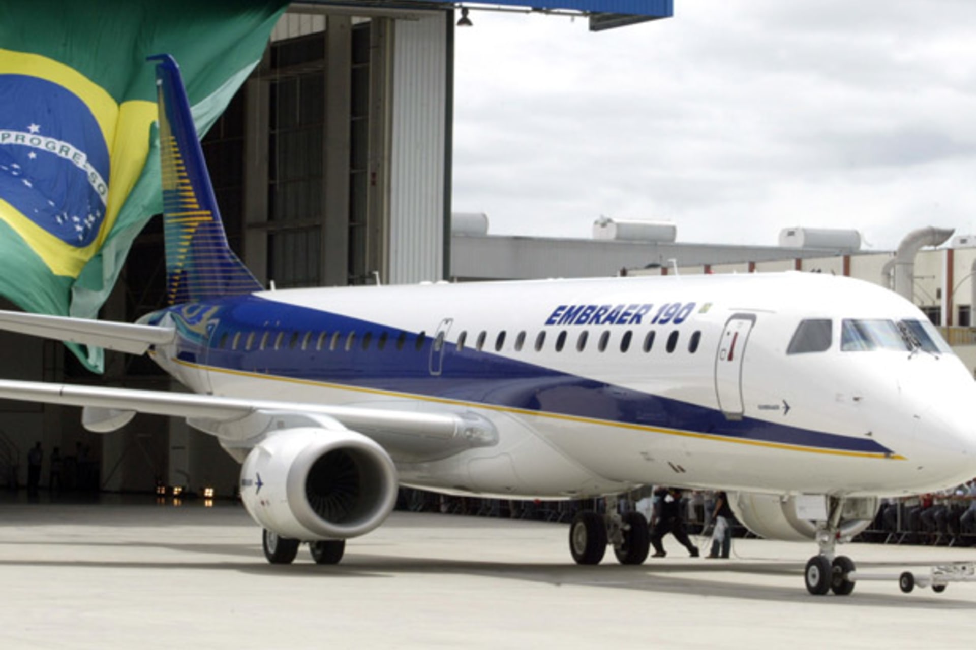 BRAZILIAN EMBRAER PRESENTS ITS NEW EMBRAER 190 JET.