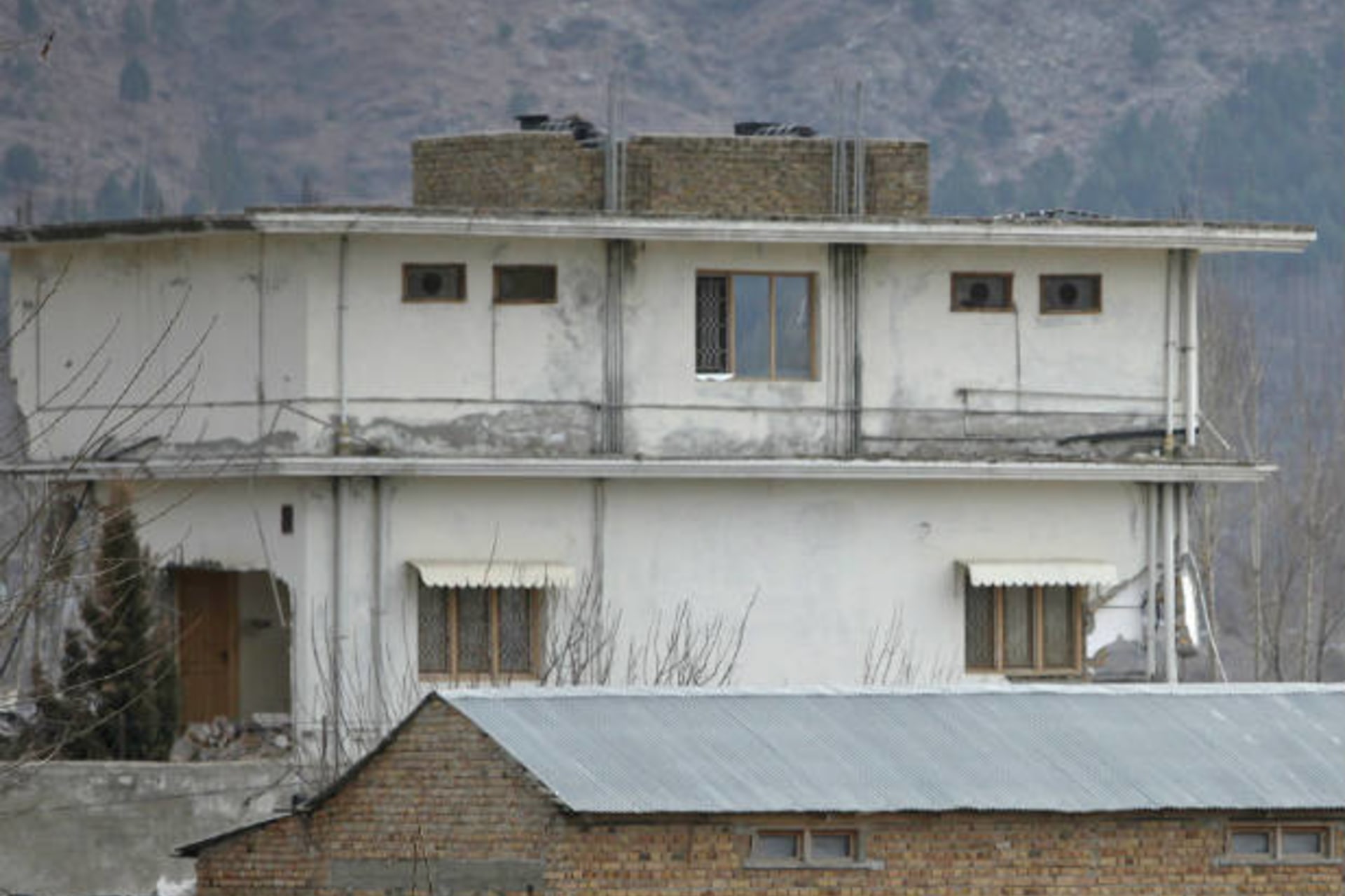 <p>Abbottabad-Osama-bin-Laden-20120406</p>
