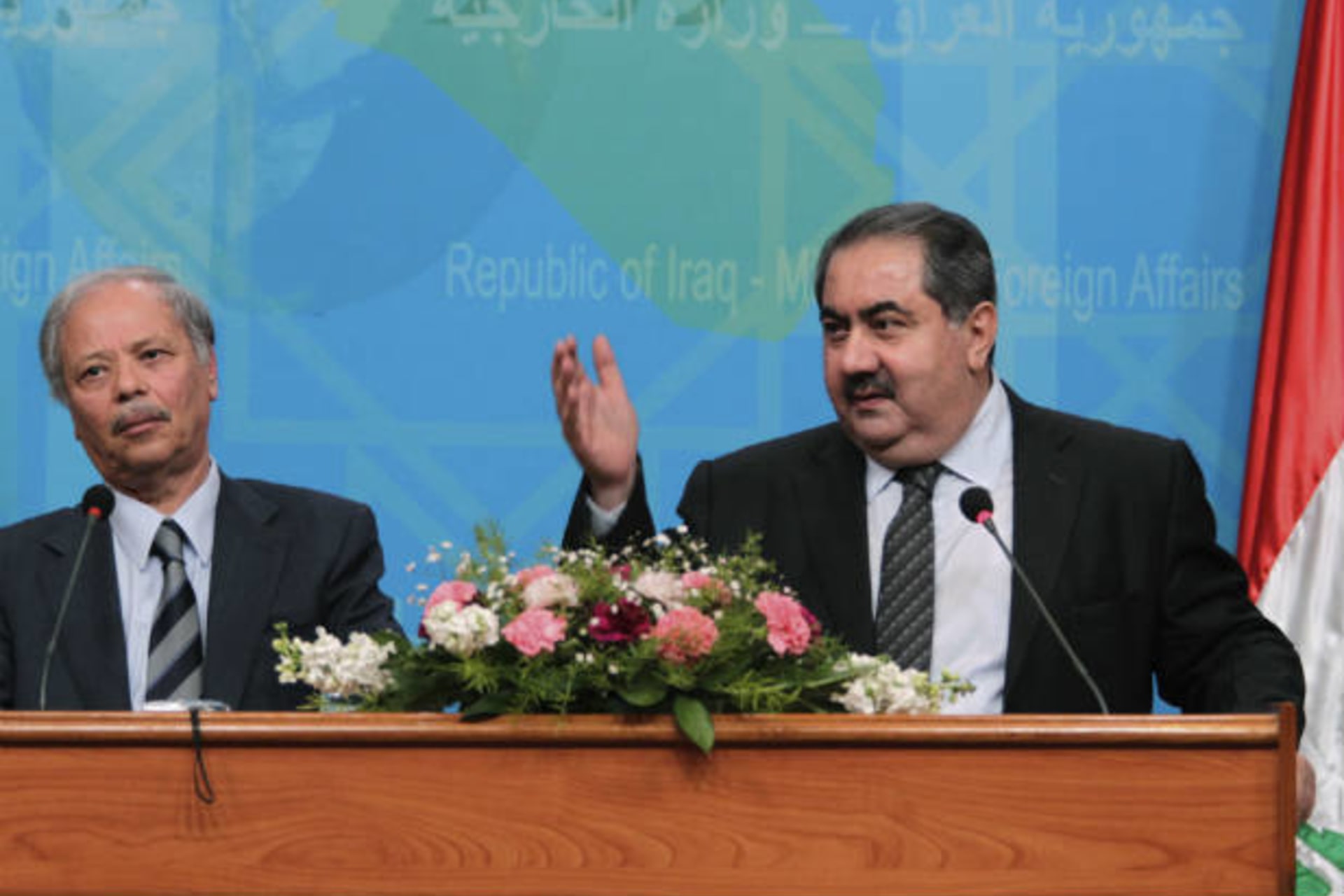 <p>Iraq’s Foreign Minister Zebari speaks with the Arab League’s Deputy Secretary General for Political Affairs Ahmad bin Hilly in Baghdad. (Mohammed Ameen/courtesy Reuters)</p>

