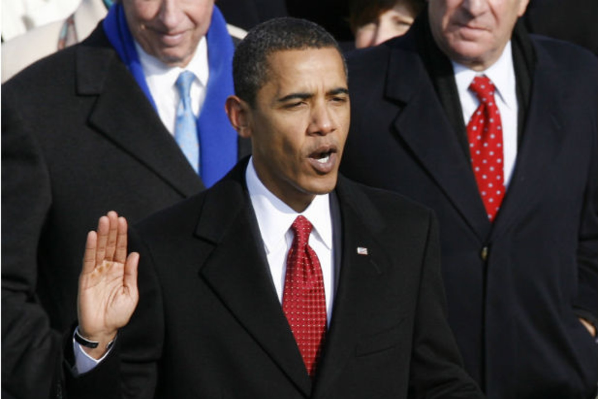 Barack Obama takes the oath given by U.S. supreme chief justice John Roberts, Jr. during the inauguration ceremony in Washington on January 20, 2009. (Jim Bourg/Courtesy Reuters).