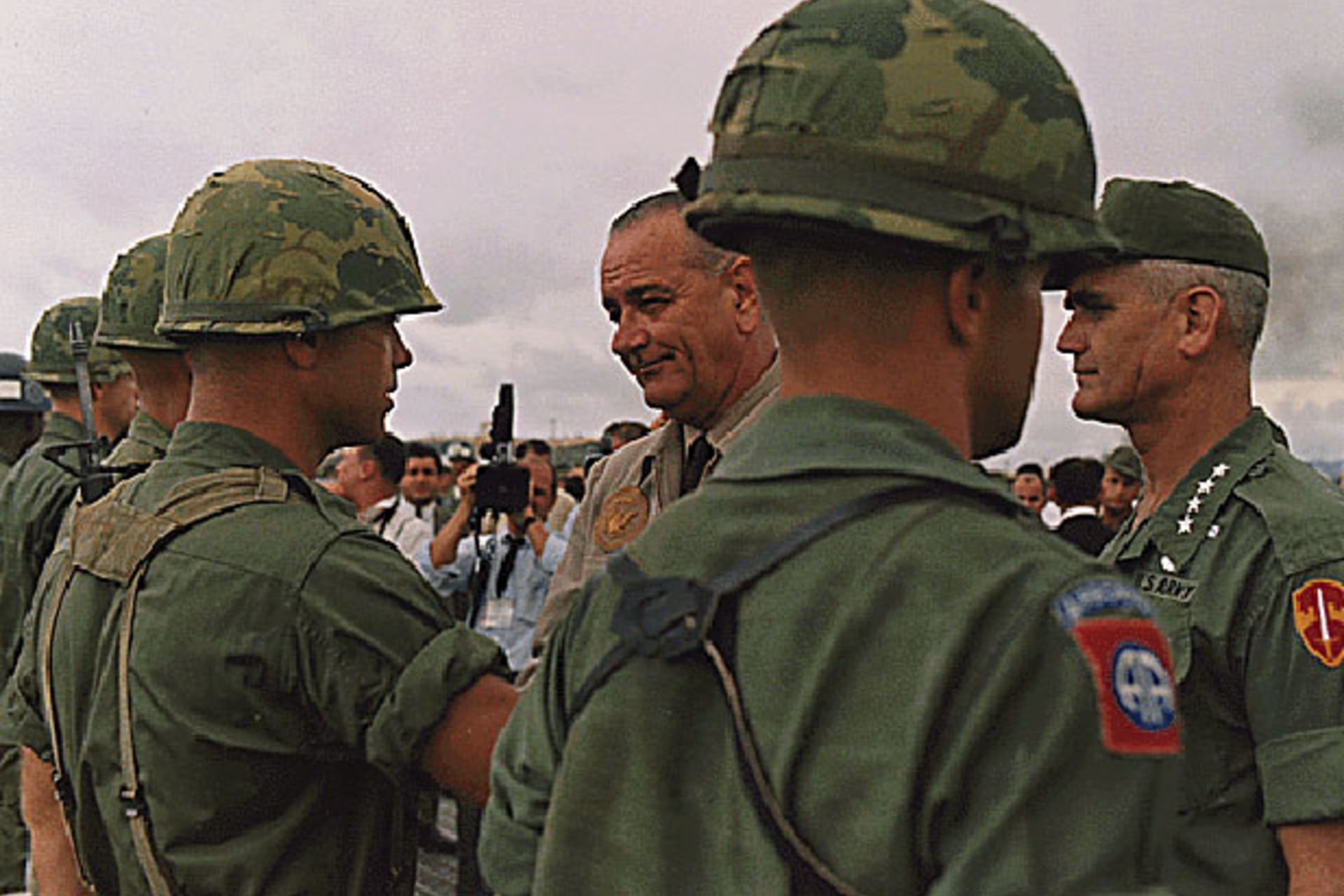 <p>Vietnam War Books</p>