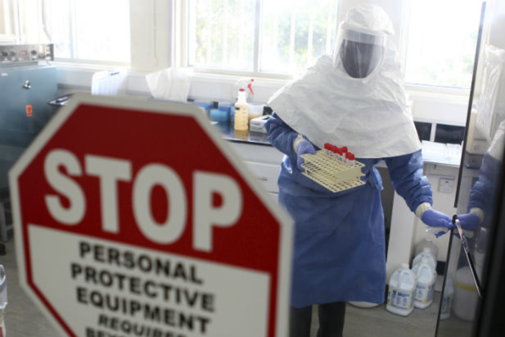 A doctor works in a laboratory on collected samples of the Ebola virus at the Centre for Disease Control in Entebbe 02/08/2012.
