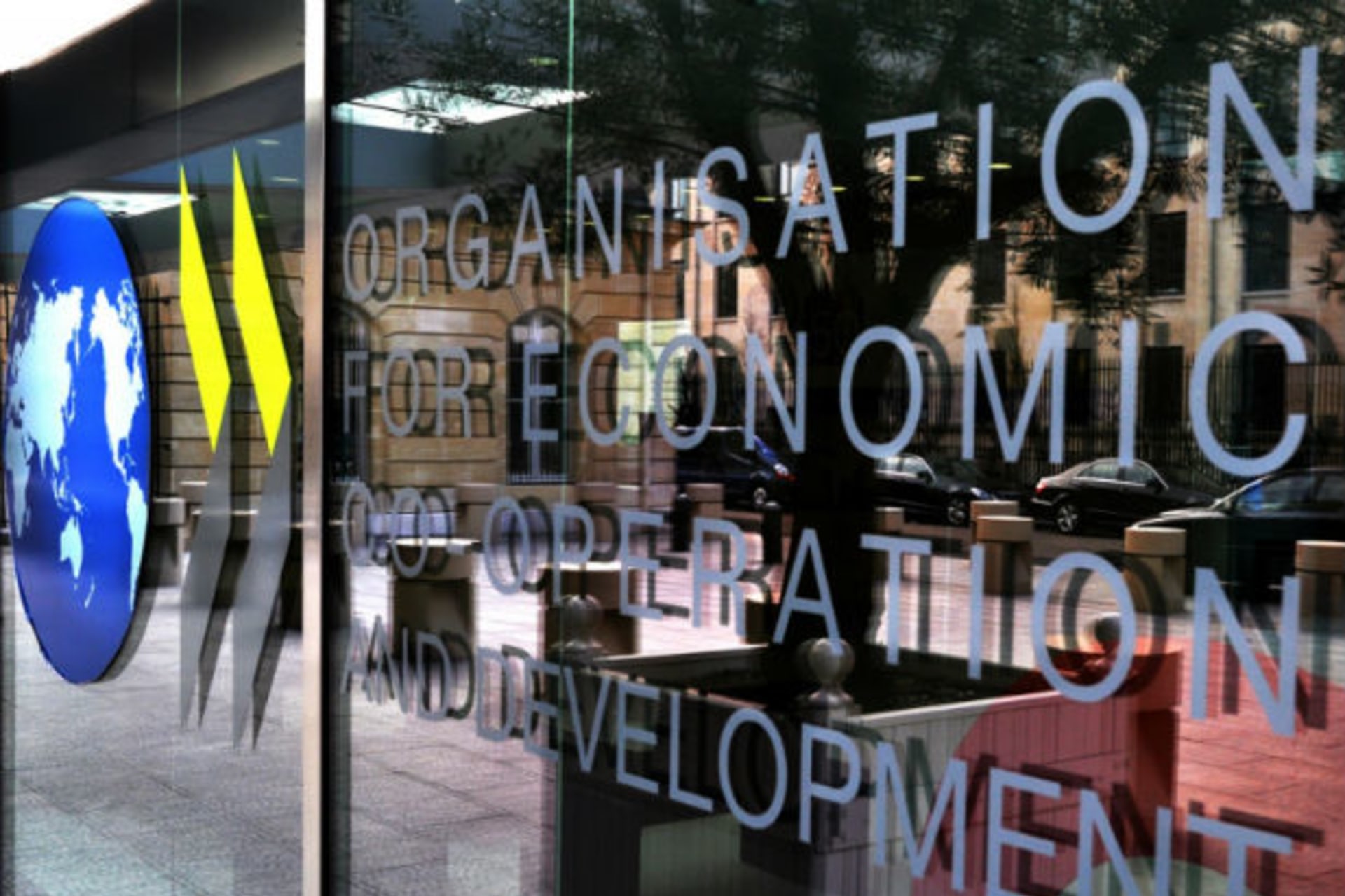 <p>A view of the OECD Conference Centre entrance in Paris, France, January 2011.</p>
