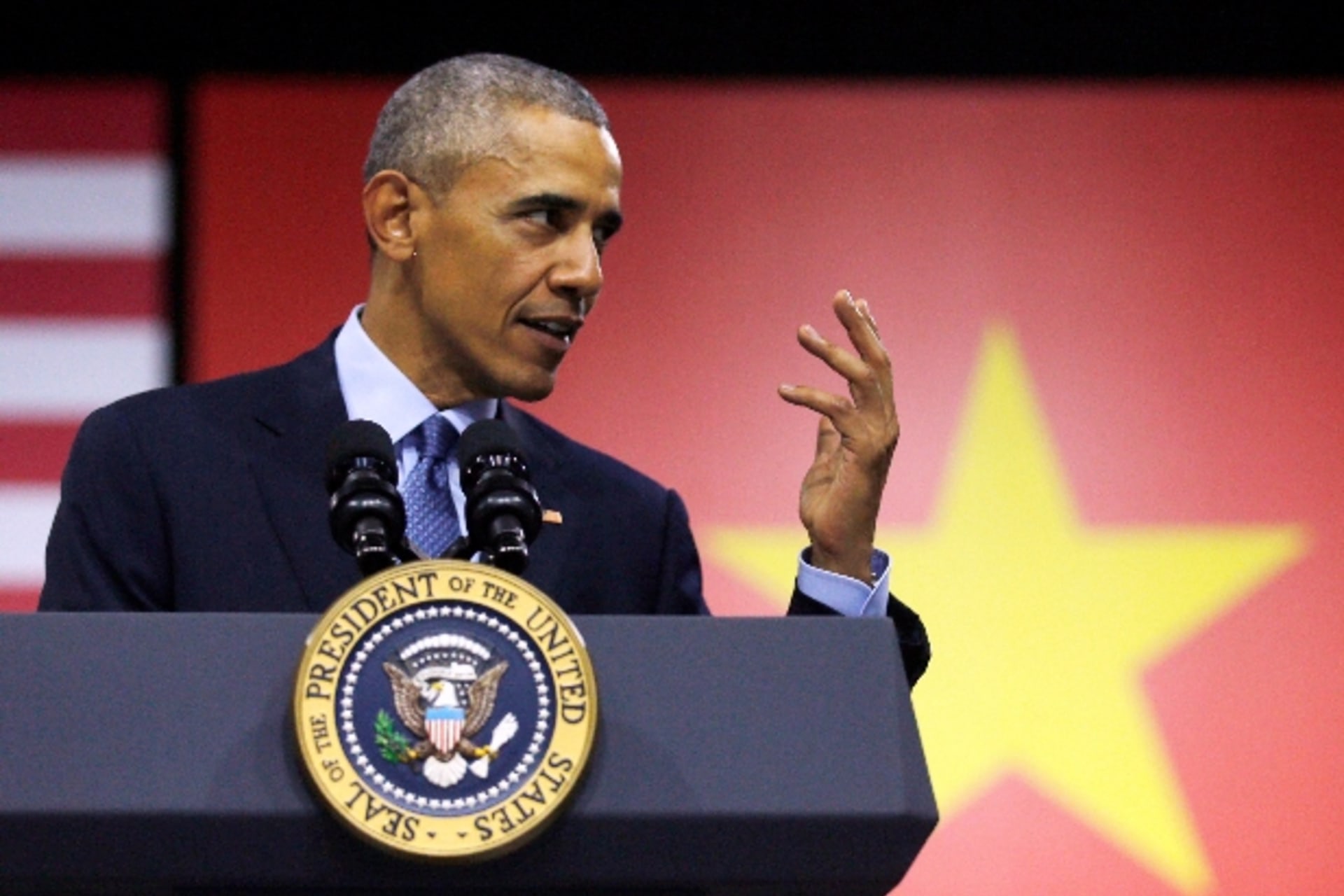 <p>Obama-Vietnam-speech</p>
