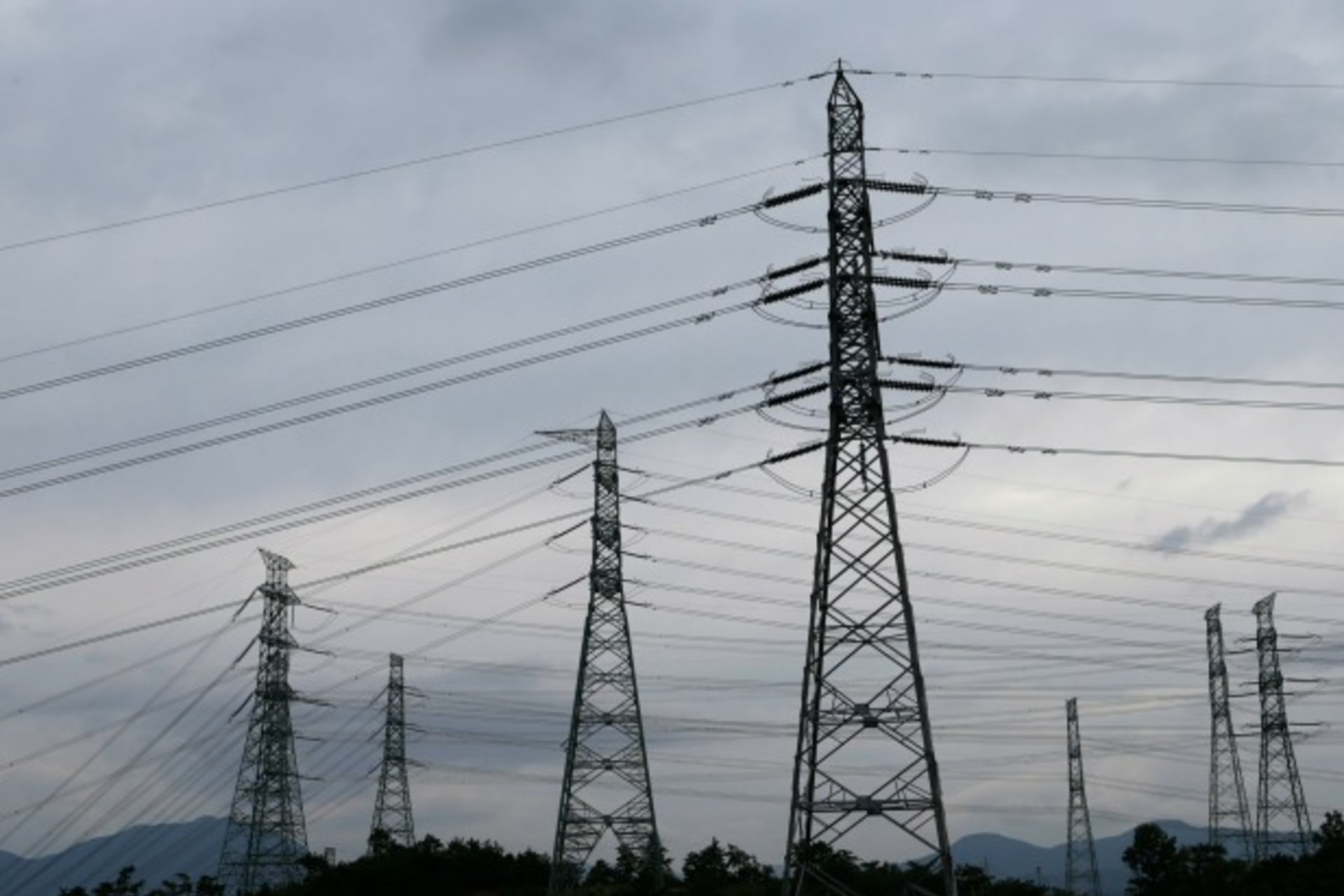 <p>kori-power-lines</p>
