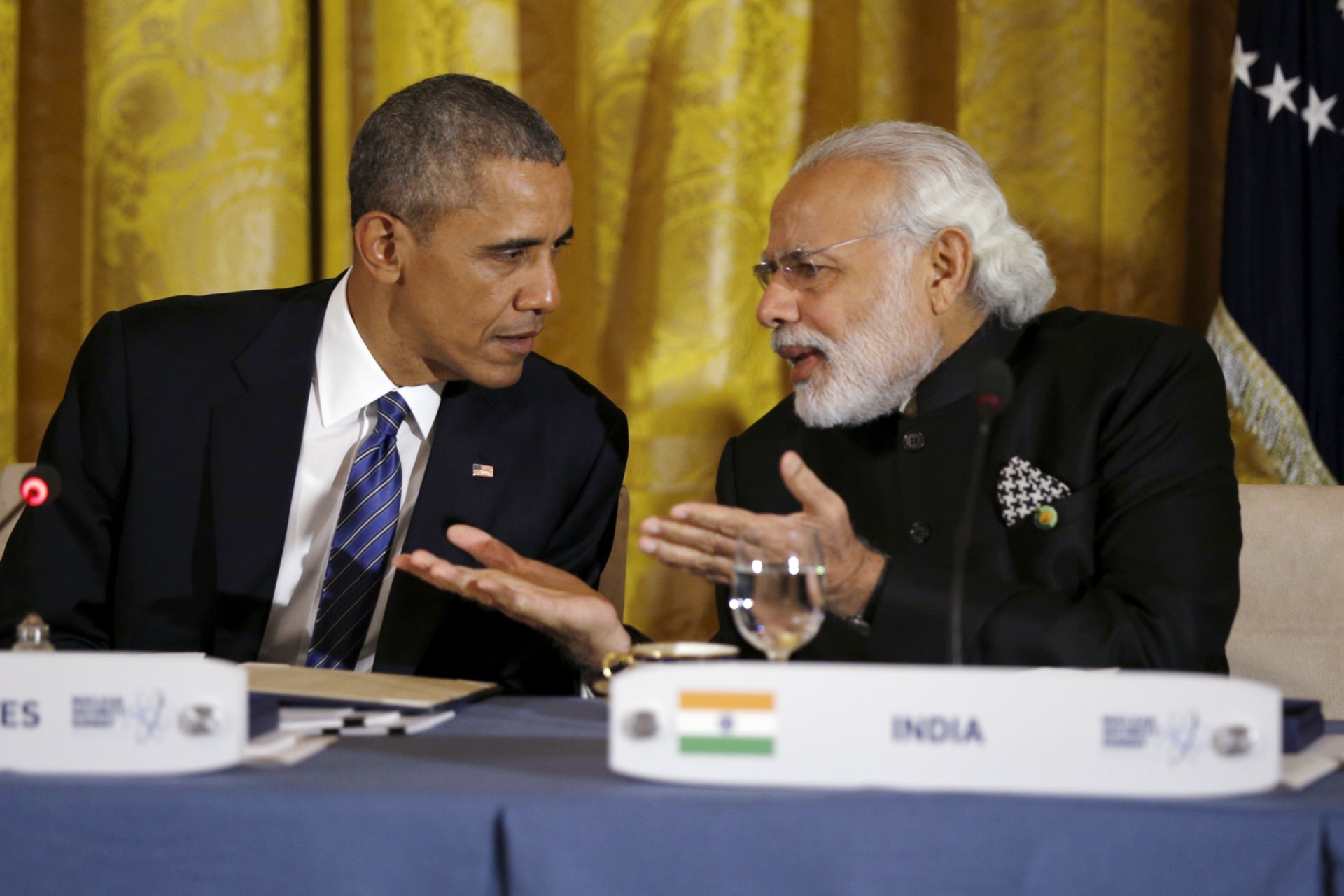 <p>U.S. President Barack Obama talks with Indian Prime Minister Narendra Modi during a working dinner at the White House.</p>
