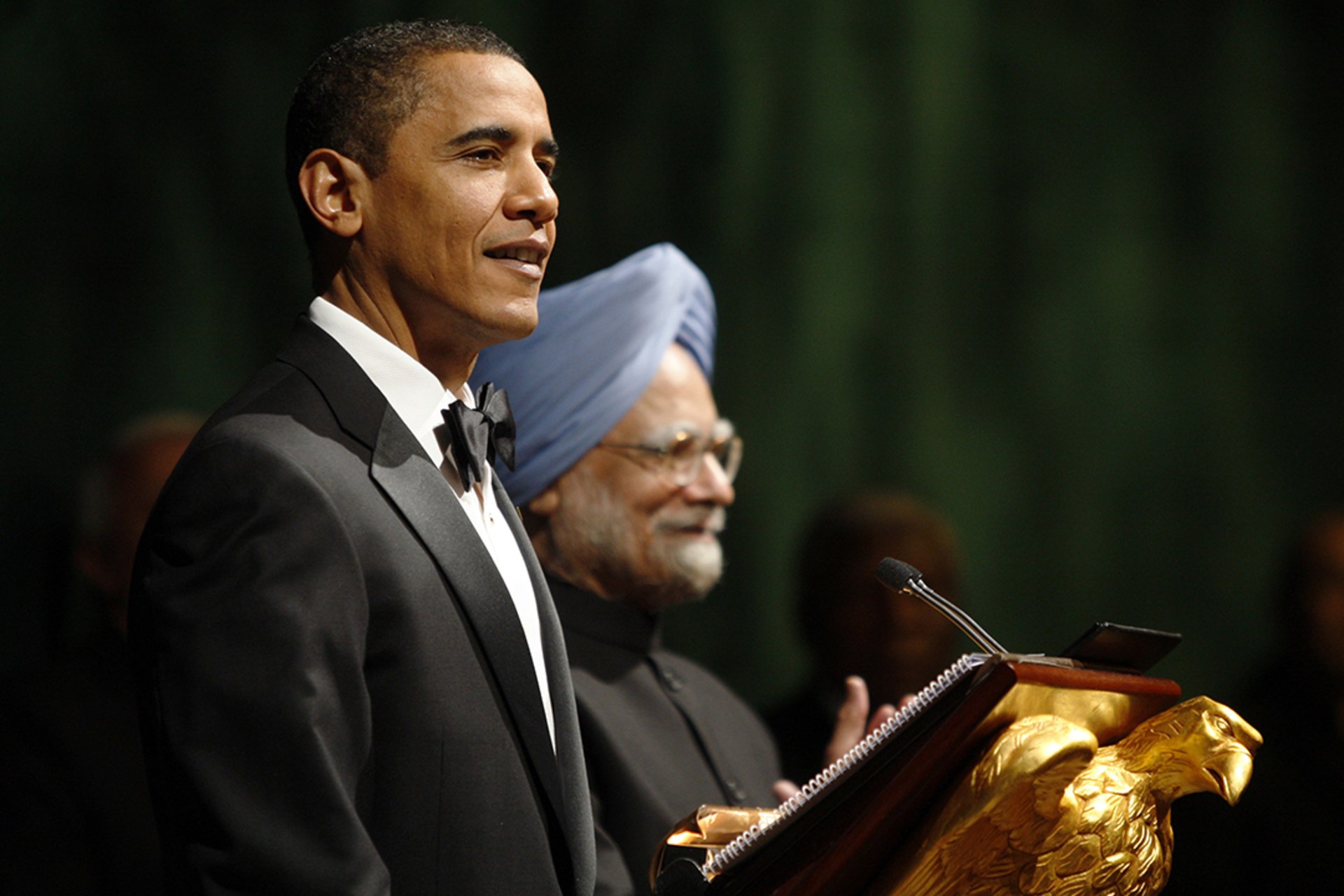 President Barack Obama with Indian Prime Minister Manmohan Singh at a state dinner. Jason Reed/Reuters