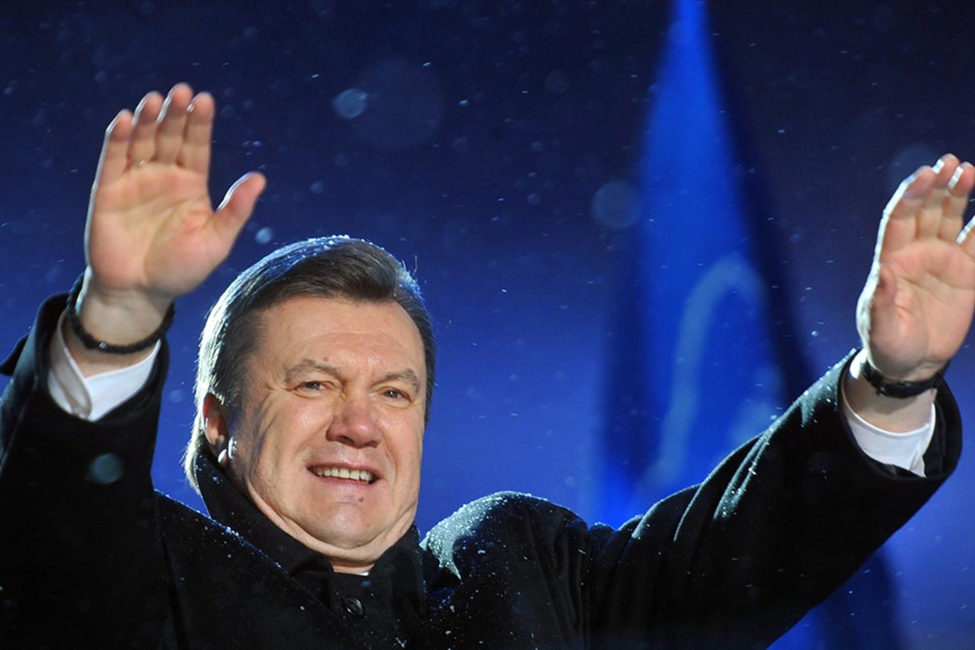 Viktor Yanukovich greets his supporters during a rally in Kyiv.