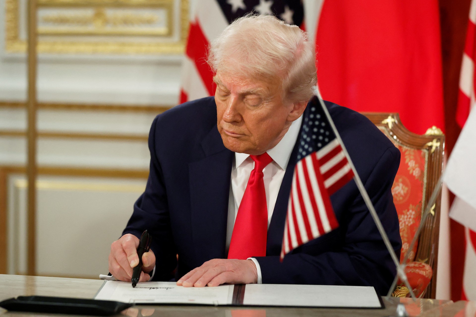 Trump signs trade deal