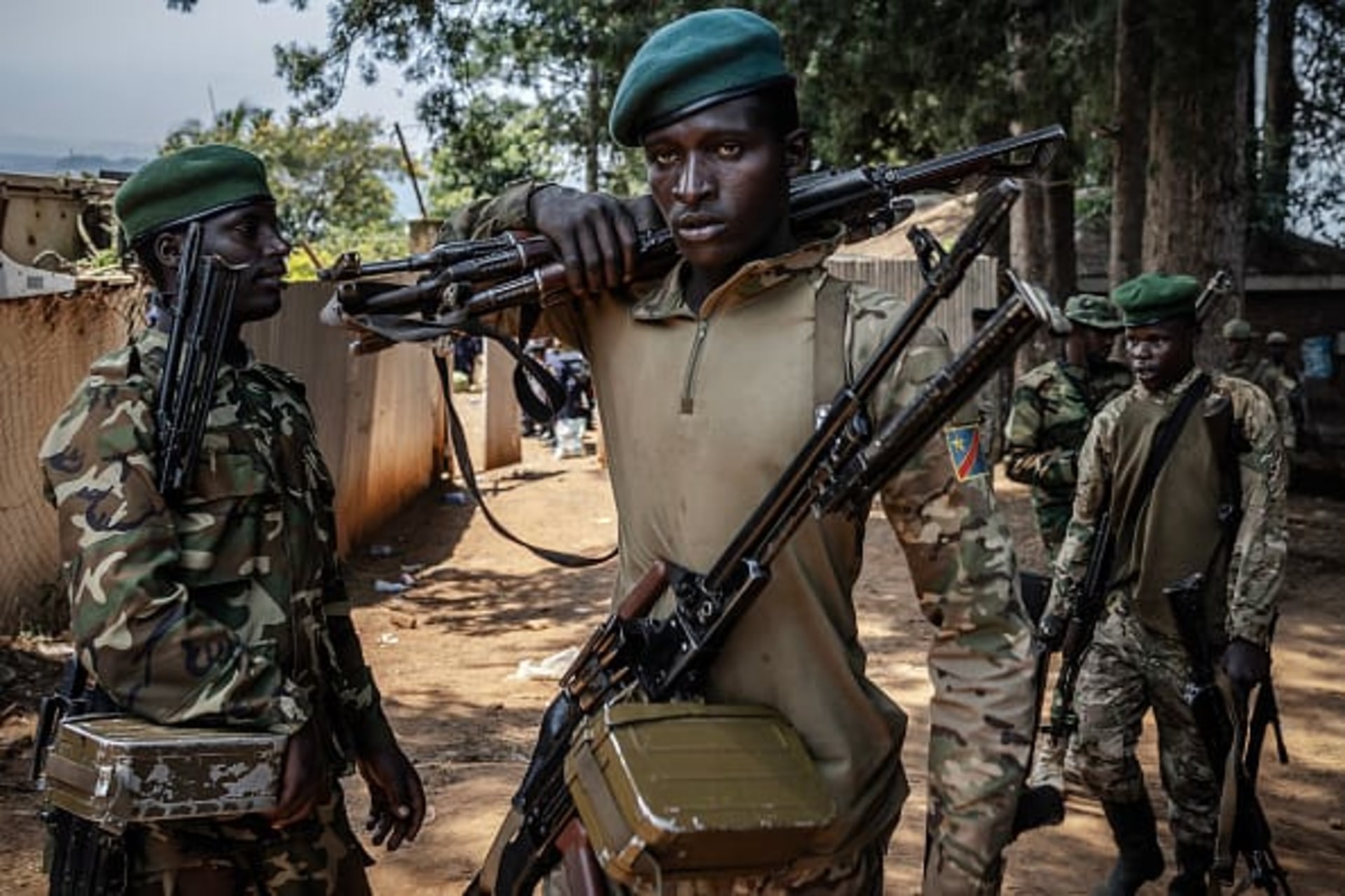 <p>A member of the M23 group carries weapons during an enrollment of civilians, police officers, and former members of the Democratic Republic of Congo’s armed forces in Bukavu, Democratic Republic of Congo, on February 22, 2025.</p>