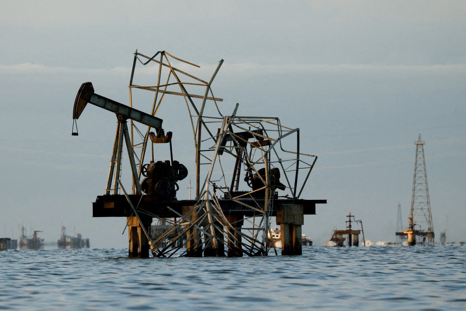FILE PHOTO: In Venezuelan oil region, industry reform sparks both hope and skepticism