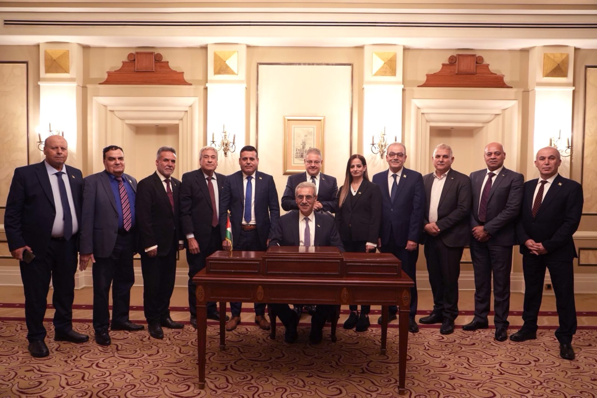 The Technocratic Committee stands behind Palestinian official and civil engineer Ali Shaath.