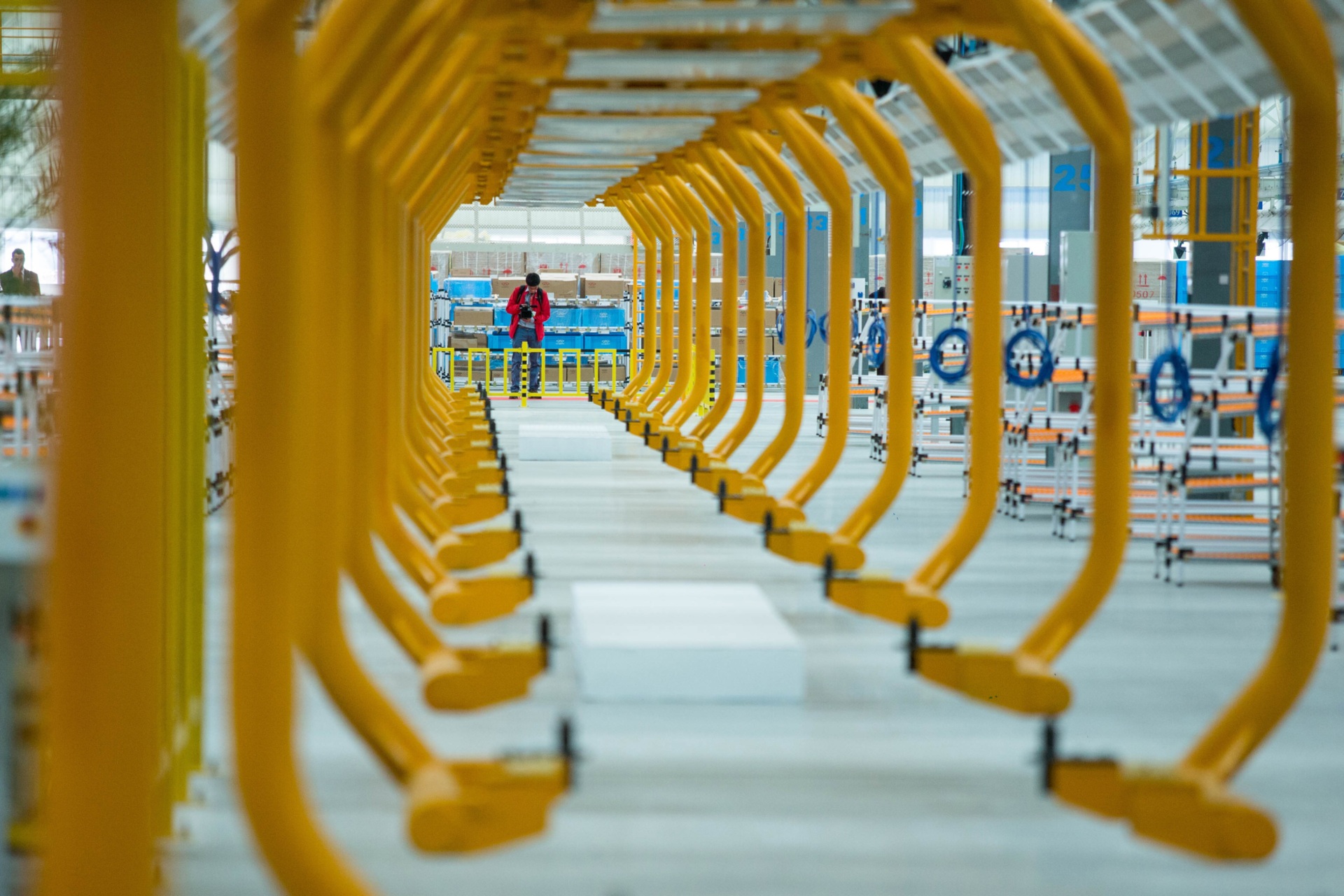 <p>A view of the assembly floor inside Chery’s first automobile assembly plant in Brazil, in Jacarei, August 28, 2014. Chery executives inaugurated the plant with the presence of Sao Paulo state governor Geraldo Alckmin and Brazil’s Vice-President Michel Temer.</p>
