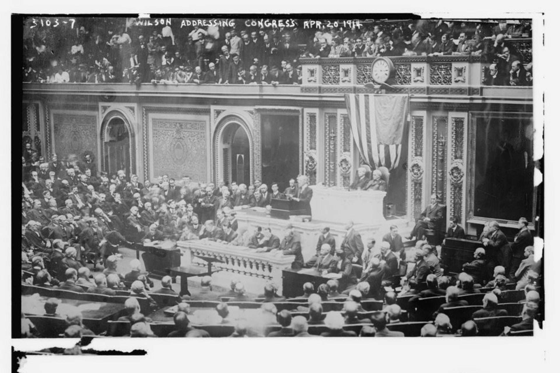 <p>President Woodrow Wilson addresses Congress on the Tampico Incident, April 20, 1914.</p>
