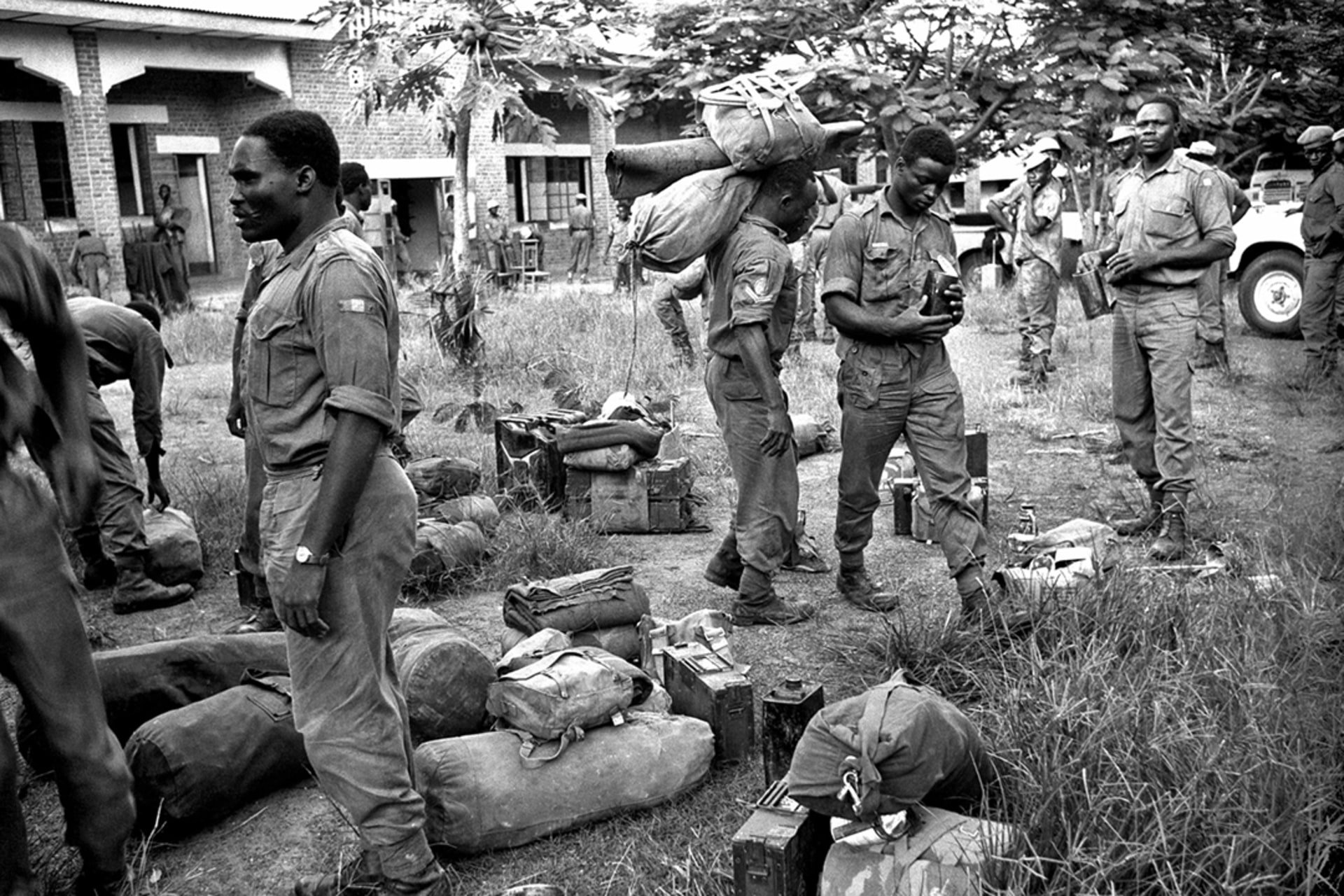 ONUC troops from the 5th Royal Nigerian Brigade arrive in the town of Kongolo, North Katanga, to help maintain public order and prevent civil war, December 1962. UN Photo