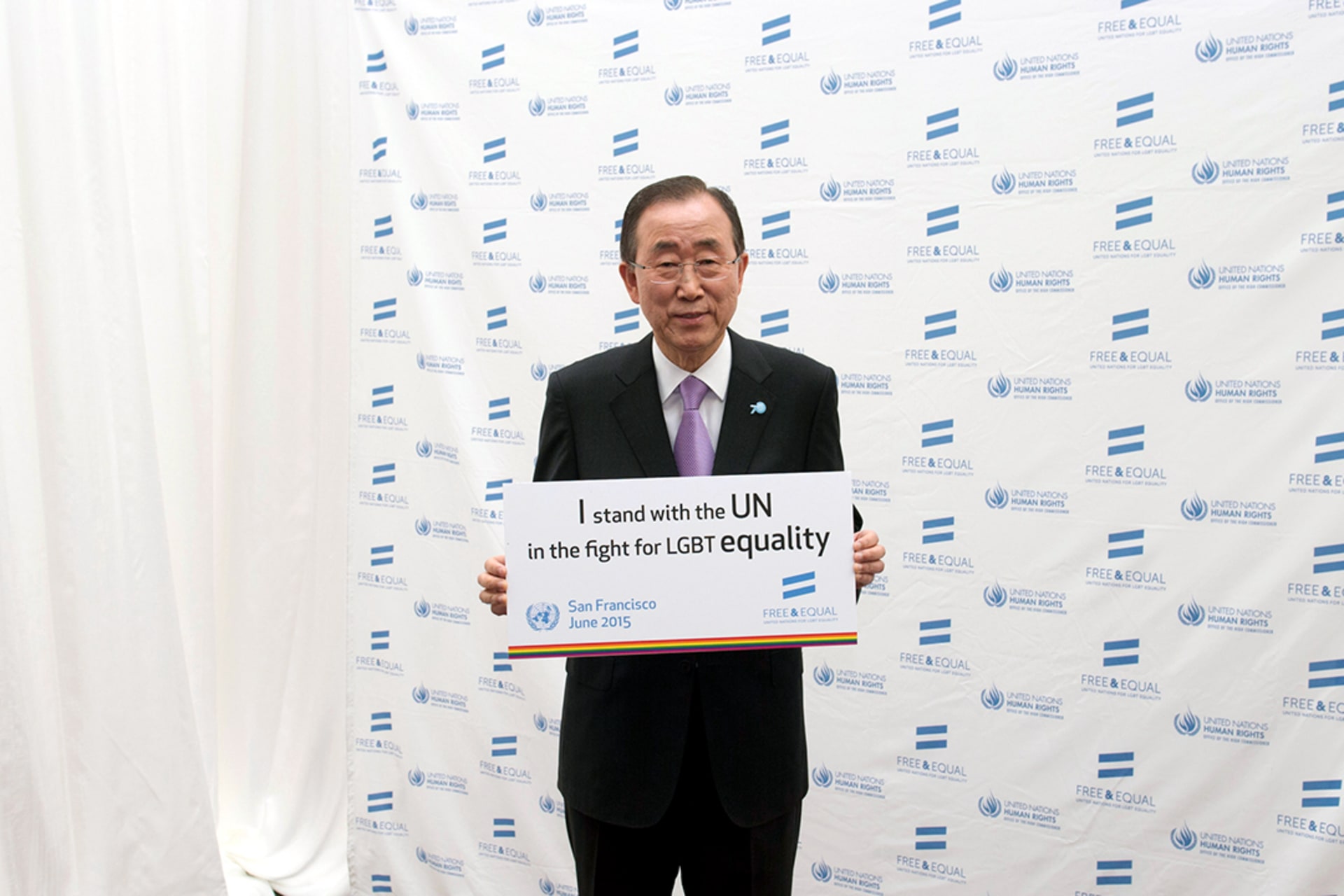 Secretary-General Ban delivers remarks at the UN Free & Equal Lunch in San Francisco, June 2015. Mark Garten/UN Photo