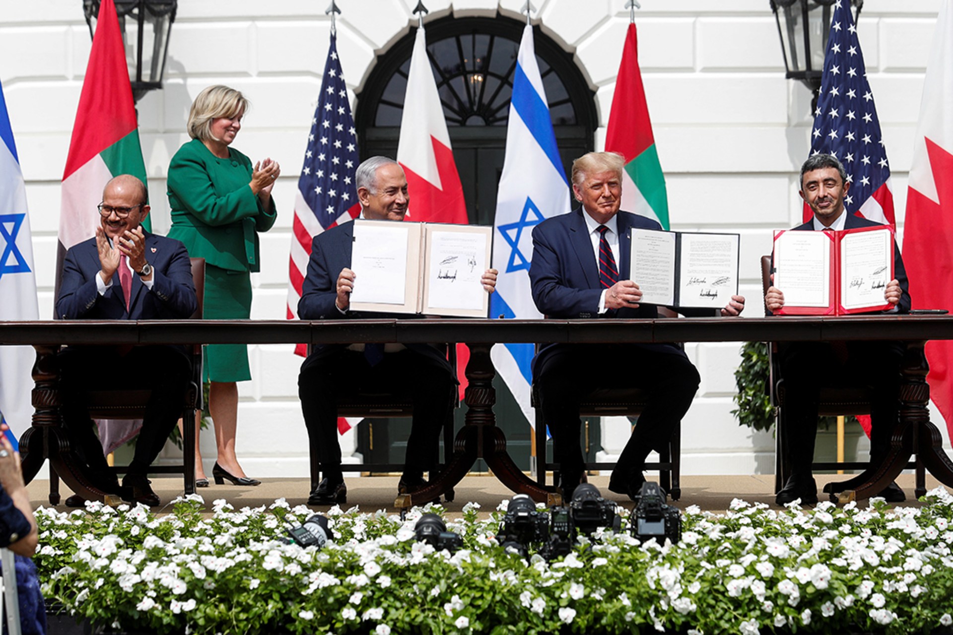 Trump, Netanyahu, Bahraini Foreign Minister Abdullatif al-Zayani, and Emirati Foreign Minister Abdullah bin Zayed sign deals to normalize Israel’s relations with the Gulf states on September 15, 2020. Tom Brenner/Reuters