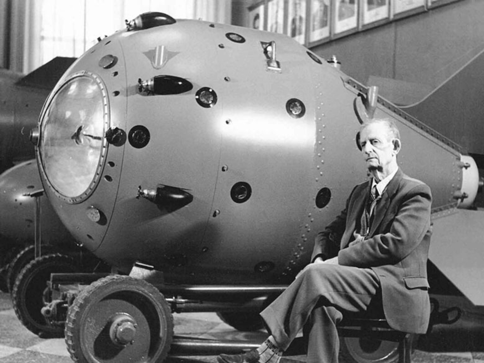 The director of the Soviet A-bomb project, Yuliy Khariton, and RDS-1, the Soviet Union’s first atomic bomb. 